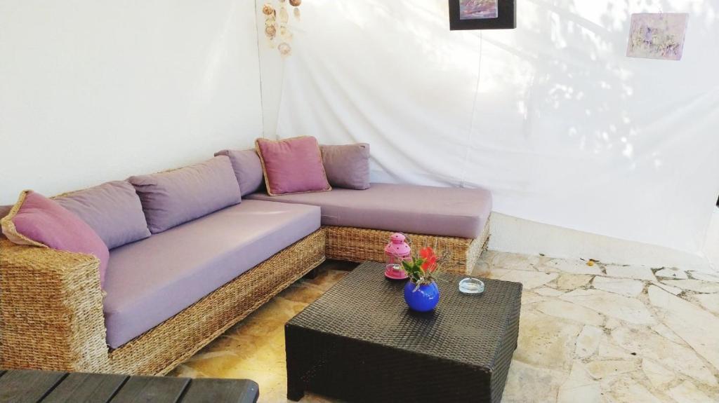 Efi's Cottage by the sea room 3